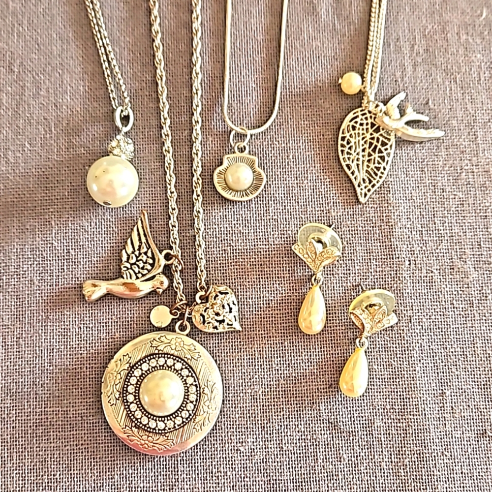 Lot of pearl & silver tone jewelry items vintage to mod steampunk victorian bird